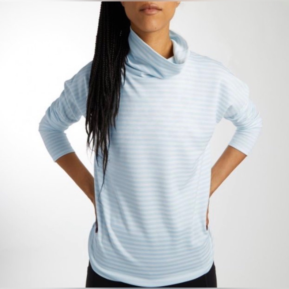 Oiselle Lux Pullover Stripe Mock Neck Top Women’s Size Medium Fresh White Blue,